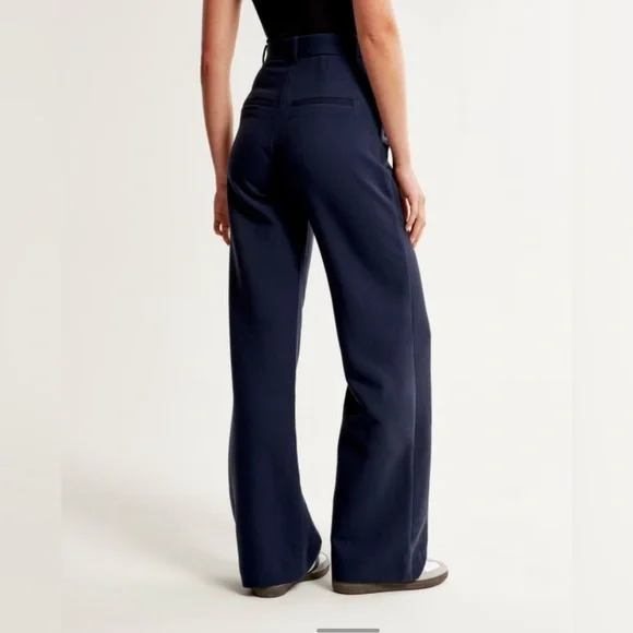Abercrombie & Fitch Sloane Tailored Pants | Ultra High Rise Wide Leg | Navy 2S - Picture 2 of 13